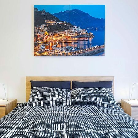 La Nuova Cittadella Bed and Breakfast Salerno Rum bild