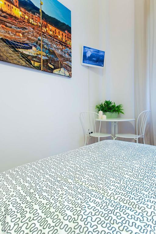 La Nuova Cittadella Bed and Breakfast Salerno Rum bild